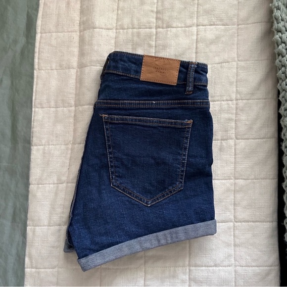 zara dark wash button fly rolled cuff shorts - Picture 4 of 6